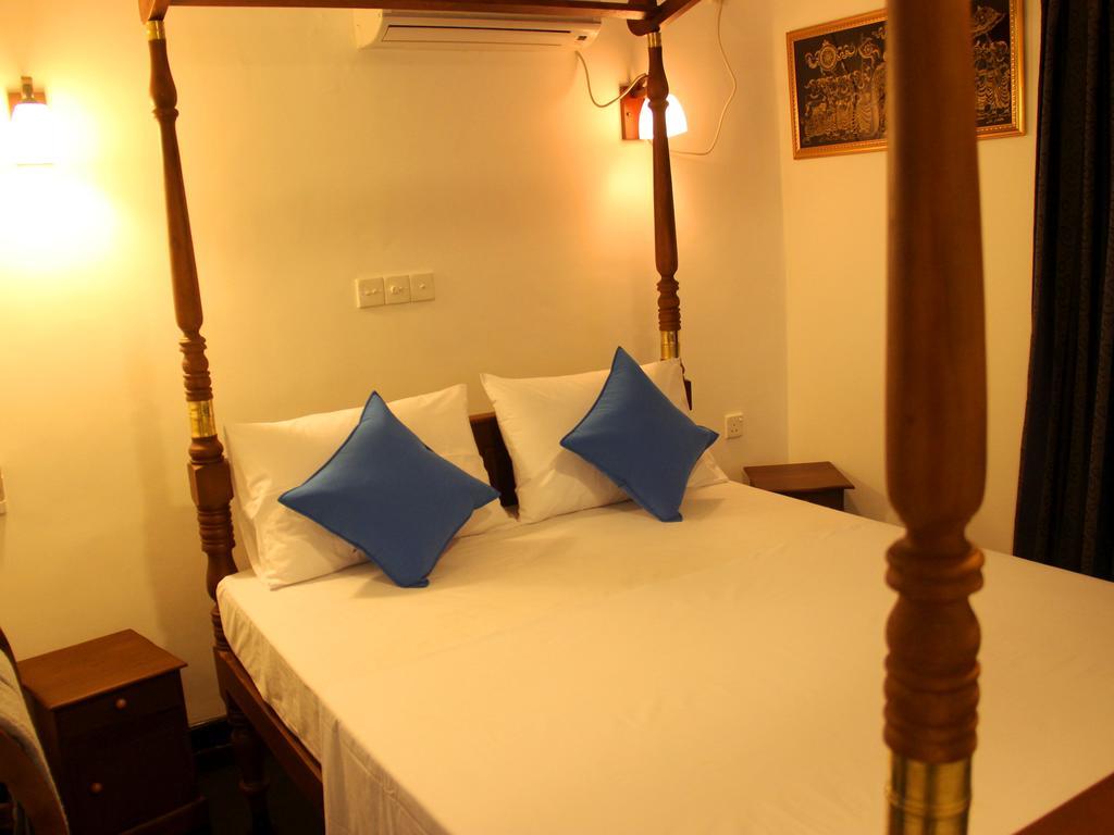 Sooriya Sewana Guest House Banduramulla Luaran gambar